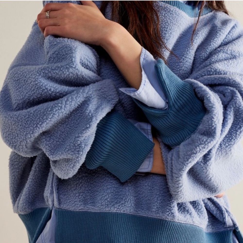 We The Free Light Blue Fleece Pullover with Teal Trim